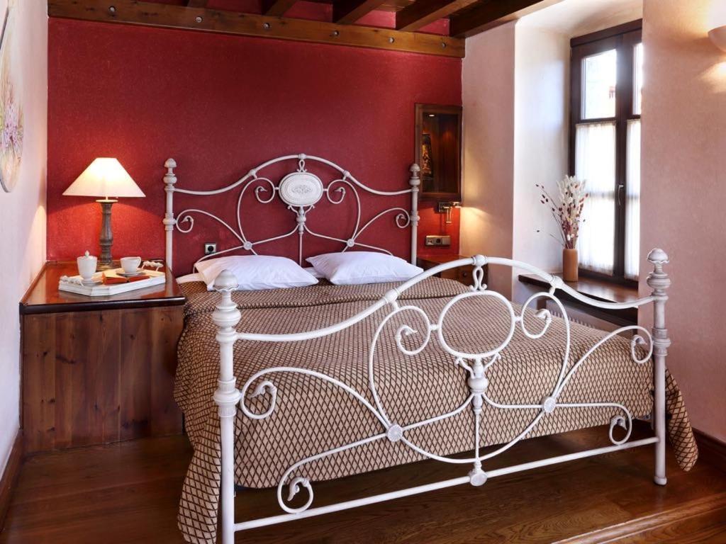 Lousiou Nymphes Escape Suites Dimitsana Bagian luar foto
