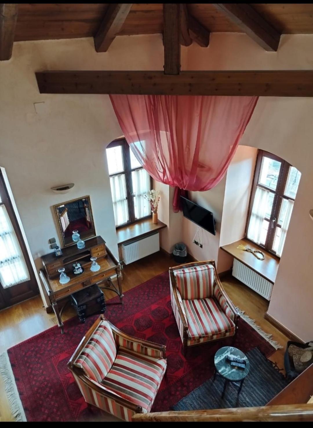 Lousiou Nymphes Escape Suites Dimitsana Bagian luar foto