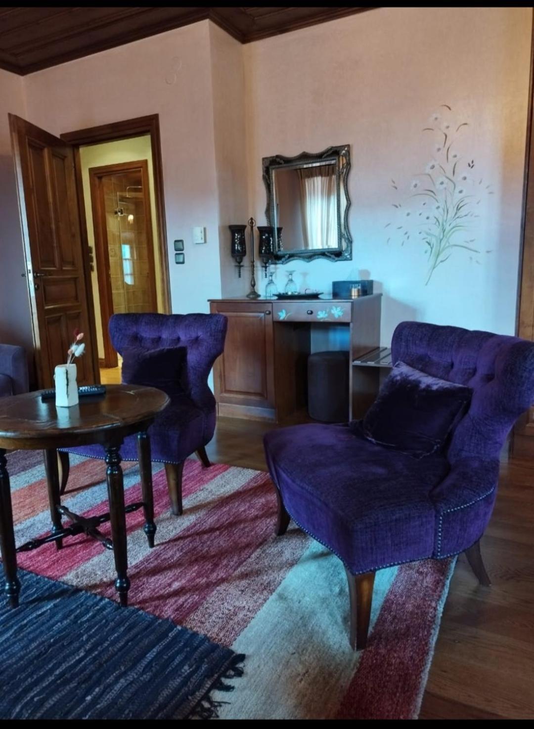 Lousiou Nymphes Escape Suites Dimitsana Bagian luar foto